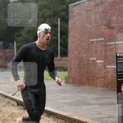 13.09.2026 - Stadtparktriathlon Mo-Foto http://msf.ph/oto/10247907 13.09.2026 13:10:33 Schwimmen 1452, 1476 meine-sportfotos.de