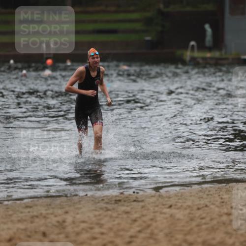 13.09.2026 - Stadtparktriathlon Mo-Foto http://msf.ph/oto/10247925 13.09.2026 13:10:40 Schwimmen 1452 meine-sportfotos.de