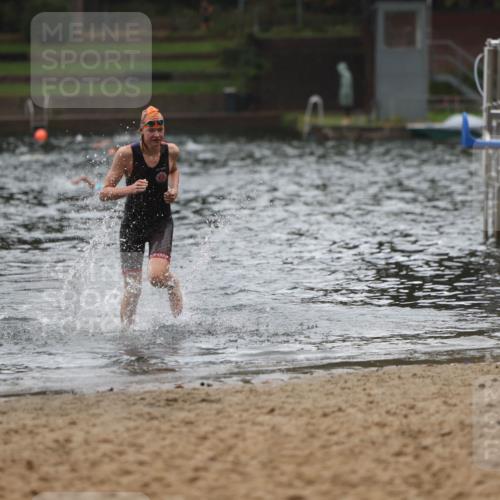 13.09.2026 - Stadtparktriathlon Mo-Foto http://msf.ph/oto/10247928 13.09.2026 13:10:41 Schwimmen 1452 meine-sportfotos.de