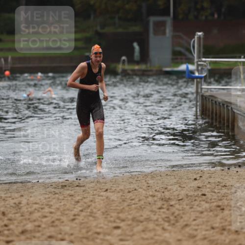 13.09.2026 - Stadtparktriathlon Mo-Foto http://msf.ph/oto/10247934 13.09.2026 13:10:42 Schwimmen 1452 meine-sportfotos.de