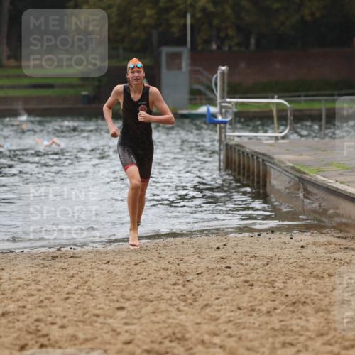 13.09.2026 - Stadtparktriathlon Mo-Foto http://msf.ph/oto/10247939 13.09.2026 13:10:43 Schwimmen 1452 meine-sportfotos.de