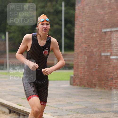 13.09.2026 - Stadtparktriathlon Mo-Foto http://msf.ph/oto/10247958 13.09.2026 13:10:46 Schwimmen 1452 meine-sportfotos.de