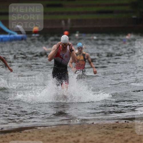 13.09.2026 - Stadtparktriathlon Mo-Foto http://msf.ph/oto/10247977 13.09.2026 13:11:08 Schwimmen 1446, 1447, 1457 meine-sportfotos.de