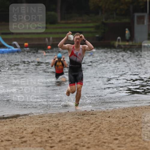 13.09.2026 - Stadtparktriathlon Mo-Foto http://msf.ph/oto/10247985 13.09.2026 13:11:09 Schwimmen 1446, 1447, 1457 meine-sportfotos.de