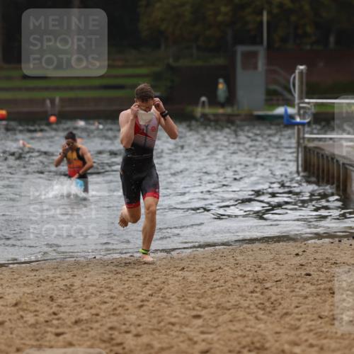 13.09.2026 - Stadtparktriathlon Mo-Foto http://msf.ph/oto/10247988 13.09.2026 13:11:10 Schwimmen 1446, 1447, 1457 meine-sportfotos.de