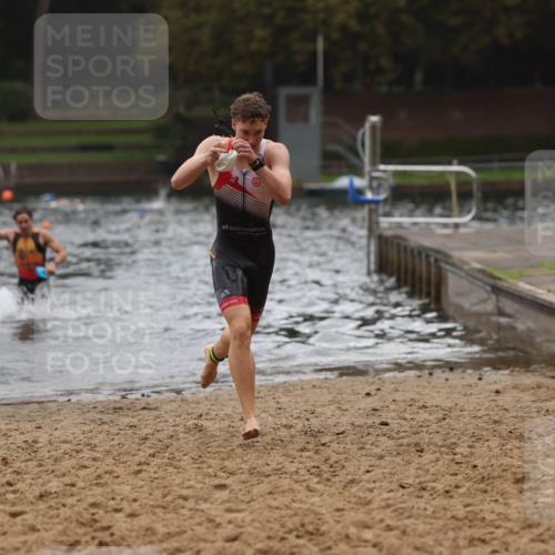 13.09.2026 - Stadtparktriathlon Mo-Foto http://msf.ph/oto/10247992 13.09.2026 13:11:11 Schwimmen 1446, 1447, 1457 meine-sportfotos.de