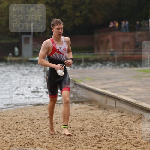 13.09.2026 - Stadtparktriathlon Mo-Foto http://msf.ph/oto/10247996 13.09.2026 13:11:12 Schwimmen 1446, 1447, 1457 meine-sportfotos.de