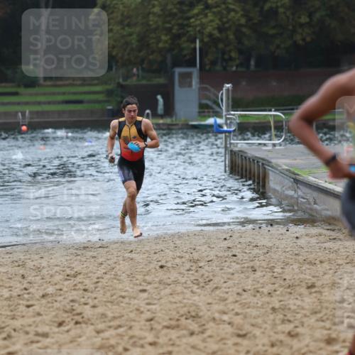 13.09.2026 - Stadtparktriathlon Mo-Foto http://msf.ph/oto/10248007 13.09.2026 13:11:15 Schwimmen 1446, 1447, 1457 meine-sportfotos.de