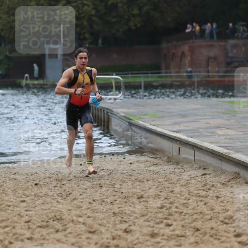 13.09.2026 - Stadtparktriathlon Mo-Foto http://msf.ph/oto/10248012 13.09.2026 13:11:16 Schwimmen 1446, 1447, 1457 meine-sportfotos.de