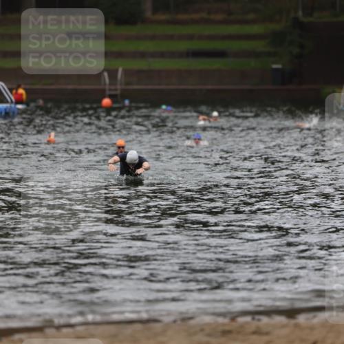 13.09.2026 - Stadtparktriathlon Mo-Foto http://msf.ph/oto/10248032 13.09.2026 13:11:25 Schwimmen  meine-sportfotos.de
