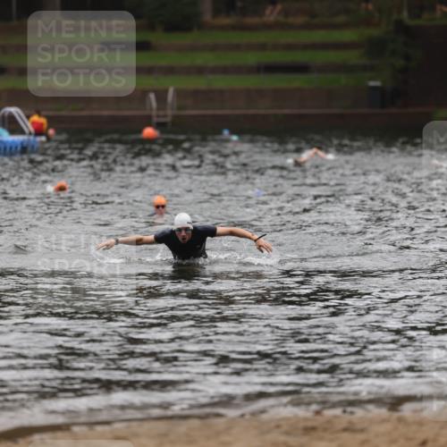 13.09.2026 - Stadtparktriathlon Mo-Foto http://msf.ph/oto/10248040 13.09.2026 13:11:31 Schwimmen 1475 meine-sportfotos.de