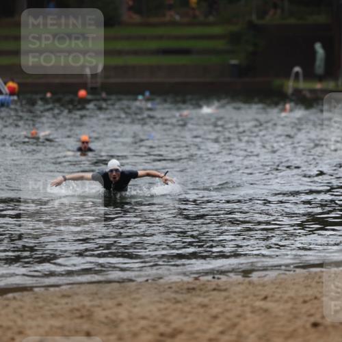13.09.2026 - Stadtparktriathlon Mo-Foto http://msf.ph/oto/10248047 13.09.2026 13:11:33 Schwimmen 1475 meine-sportfotos.de