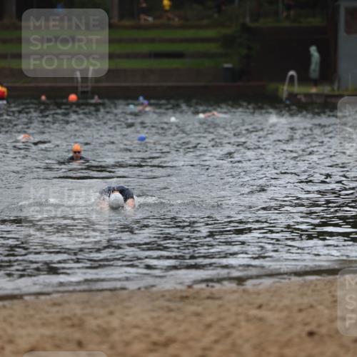 13.09.2026 - Stadtparktriathlon Mo-Foto http://msf.ph/oto/10248049 13.09.2026 13:11:33 Schwimmen 1475 meine-sportfotos.de