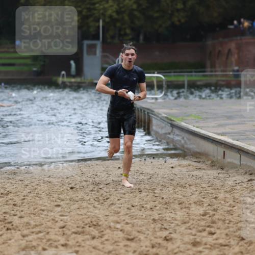 13.09.2026 - Stadtparktriathlon Mo-Foto http://msf.ph/oto/10248078 13.09.2026 13:11:40 Schwimmen 1433, 1475, 1477 meine-sportfotos.de