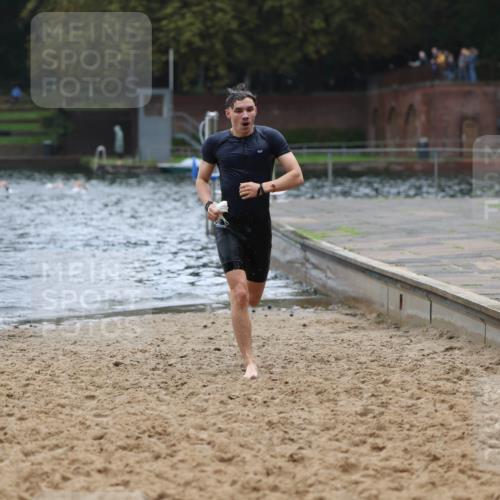 13.09.2026 - Stadtparktriathlon Mo-Foto http://msf.ph/oto/10248079 13.09.2026 13:11:41 Schwimmen 1433, 1475, 1477 meine-sportfotos.de