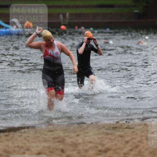 13.09.2026 - Stadtparktriathlon Mo-Foto http://msf.ph/oto/10248089 13.09.2026 13:11:48 Schwimmen 1433, 1467, 1477 meine-sportfotos.de