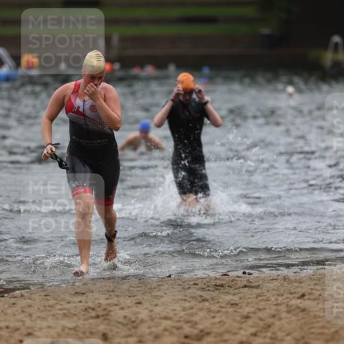 13.09.2026 - Stadtparktriathlon Mo-Foto http://msf.ph/oto/10248090 13.09.2026 13:11:48 Schwimmen 1433, 1467, 1477 meine-sportfotos.de
