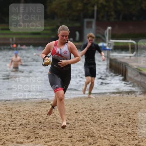 13.09.2026 - Stadtparktriathlon Mo-Foto http://msf.ph/oto/10248103 13.09.2026 13:11:51 Schwimmen 1433, 1467, 1477 meine-sportfotos.de