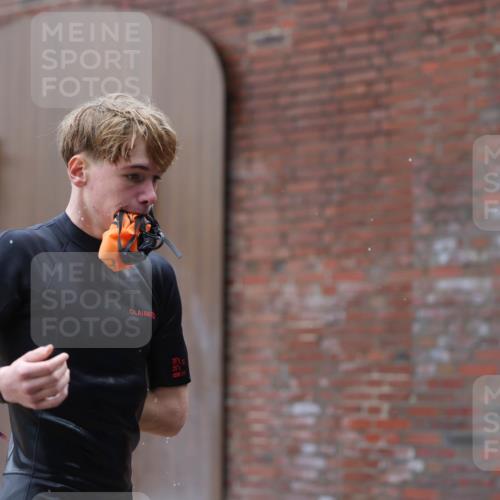 13.09.2026 - Stadtparktriathlon Mo-Foto http://msf.ph/oto/10248124 13.09.2026 13:11:56 Schwimmen 1433, 1467, 1477 meine-sportfotos.de