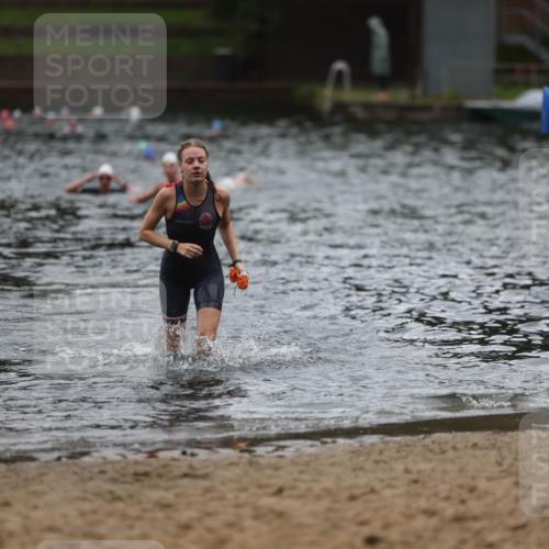 13.09.2026 - Stadtparktriathlon Mo-Foto http://msf.ph/oto/10248153 13.09.2026 13:12:06 Schwimmen 1467, 1472 meine-sportfotos.de