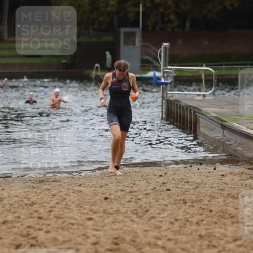 13.09.2026 - Stadtparktriathlon Mo-Foto http://msf.ph/oto/10248170 13.09.2026 13:12:09 Schwimmen 1472 meine-sportfotos.de