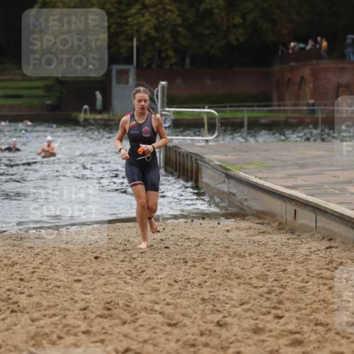 13.09.2026 - Stadtparktriathlon Mo-Foto http://msf.ph/oto/10248175 13.09.2026 13:12:10 Schwimmen 1472 meine-sportfotos.de