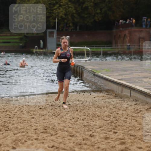 13.09.2026 - Stadtparktriathlon Mo-Foto http://msf.ph/oto/10248177 13.09.2026 13:12:10 Schwimmen 1472 meine-sportfotos.de