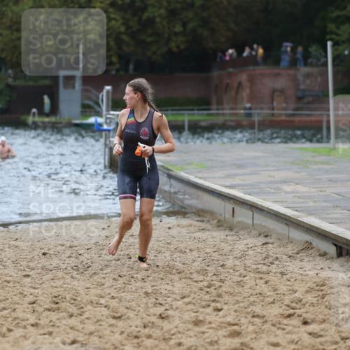 13.09.2026 - Stadtparktriathlon Mo-Foto http://msf.ph/oto/10248178 13.09.2026 13:12:11 Schwimmen 1472 meine-sportfotos.de