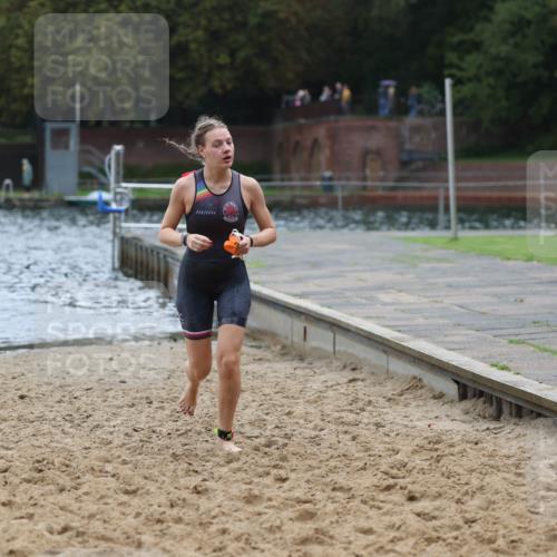13.09.2026 - Stadtparktriathlon Mo-Foto http://msf.ph/oto/10248181 13.09.2026 13:12:12 Schwimmen 1472 meine-sportfotos.de