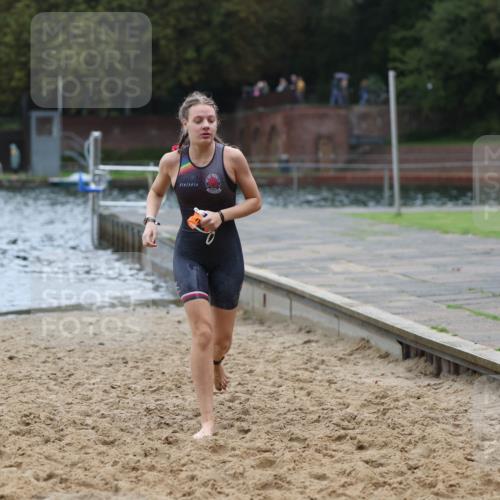 13.09.2026 - Stadtparktriathlon Mo-Foto http://msf.ph/oto/10248183 13.09.2026 13:12:12 Schwimmen 1472 meine-sportfotos.de