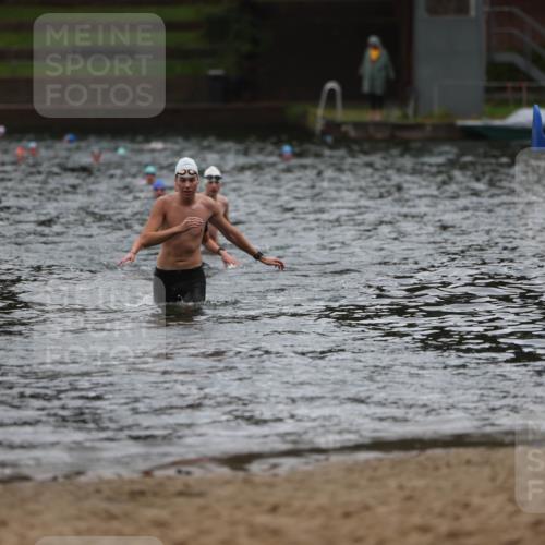 13.09.2026 - Stadtparktriathlon Mo-Foto http://msf.ph/oto/10248197 13.09.2026 13:12:21 Schwimmen 1468 meine-sportfotos.de