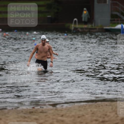 13.09.2026 - Stadtparktriathlon Mo-Foto http://msf.ph/oto/10248198 13.09.2026 13:12:21 Schwimmen 1468 meine-sportfotos.de
