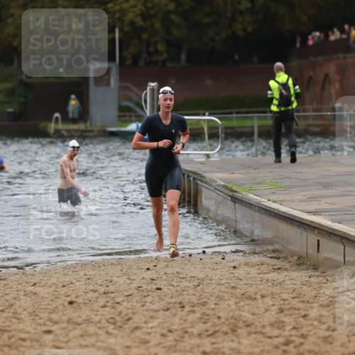 13.09.2026 - Stadtparktriathlon Mo-Foto http://msf.ph/oto/10248242 13.09.2026 13:12:33 Schwimmen 1456, 1468, 1471 meine-sportfotos.de