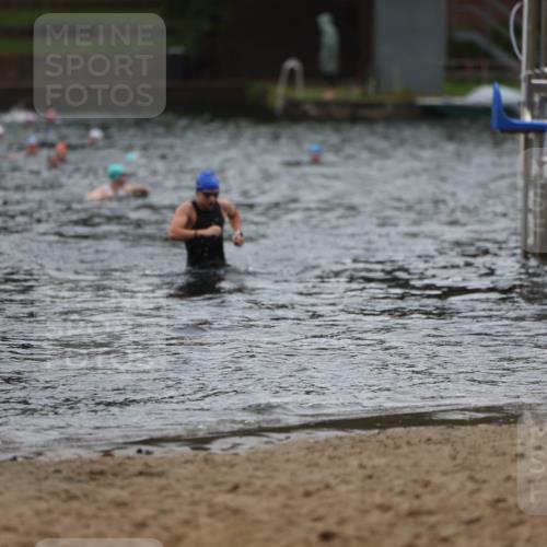 13.09.2026 - Stadtparktriathlon Mo-Foto http://msf.ph/oto/10248281 13.09.2026 13:12:47 Schwimmen 1429 meine-sportfotos.de