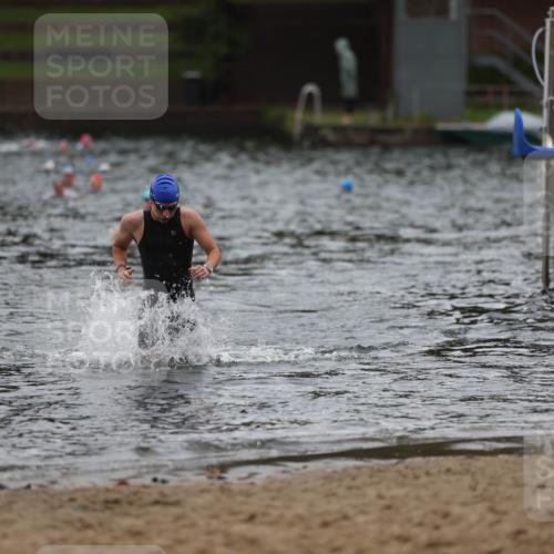 13.09.2026 - Stadtparktriathlon Mo-Foto http://msf.ph/oto/10248292 13.09.2026 13:12:51 Schwimmen 1429 meine-sportfotos.de
