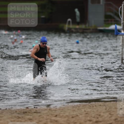 13.09.2026 - Stadtparktriathlon Mo-Foto http://msf.ph/oto/10248294 13.09.2026 13:12:51 Schwimmen 1429 meine-sportfotos.de