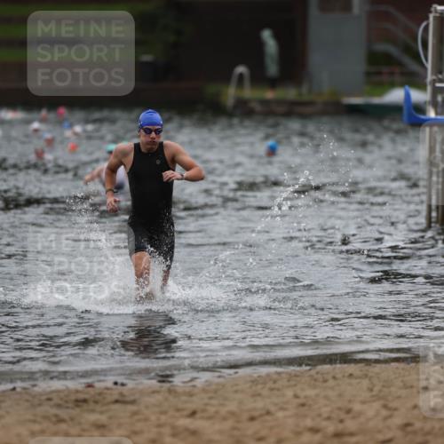 13.09.2026 - Stadtparktriathlon Mo-Foto http://msf.ph/oto/10248296 13.09.2026 13:12:52 Schwimmen 1429 meine-sportfotos.de