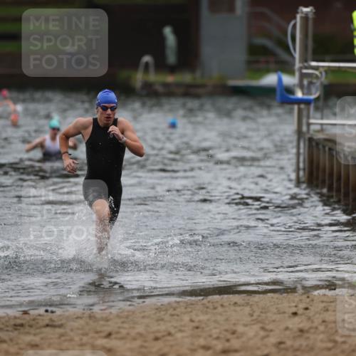 13.09.2026 - Stadtparktriathlon Mo-Foto http://msf.ph/oto/10248299 13.09.2026 13:12:52 Schwimmen 1429 meine-sportfotos.de