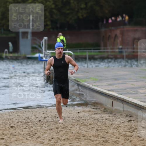 13.09.2026 - Stadtparktriathlon Mo-Foto http://msf.ph/oto/10248309 13.09.2026 13:12:55 Schwimmen 1429 meine-sportfotos.de