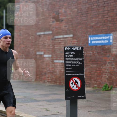 13.09.2026 - Stadtparktriathlon Mo-Foto http://msf.ph/oto/10248319 13.09.2026 13:12:57 Schwimmen 1429, 1442 meine-sportfotos.de