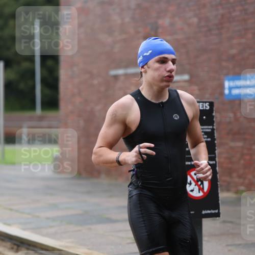 13.09.2026 - Stadtparktriathlon Mo-Foto http://msf.ph/oto/10248320 13.09.2026 13:12:57 Schwimmen 1429, 1442 meine-sportfotos.de