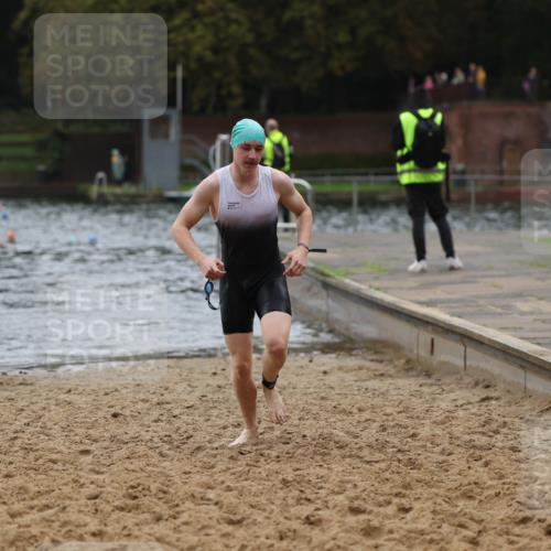13.09.2026 - Stadtparktriathlon Mo-Foto http://msf.ph/oto/10248348 13.09.2026 13:13:10 Schwimmen 1442 meine-sportfotos.de