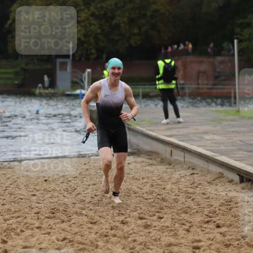 13.09.2026 - Stadtparktriathlon Mo-Foto http://msf.ph/oto/10248350 13.09.2026 13:13:10 Schwimmen 1442 meine-sportfotos.de