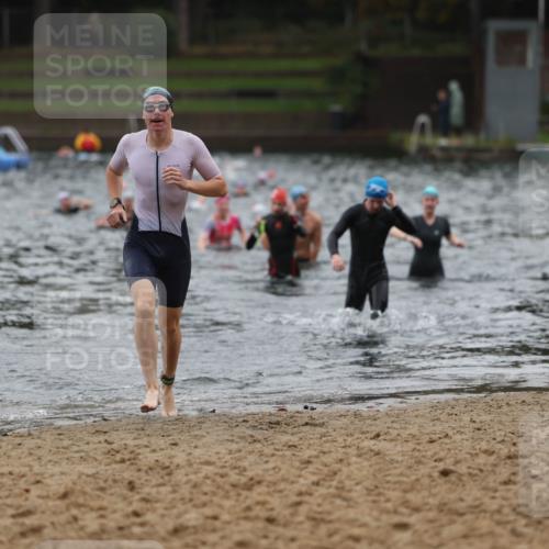 13.09.2026 - Stadtparktriathlon Mo-Foto http://msf.ph/oto/10248404 13.09.2026 13:13:31 Schwimmen 1430, 1438, 1439, 1444 meine-sportfotos.de