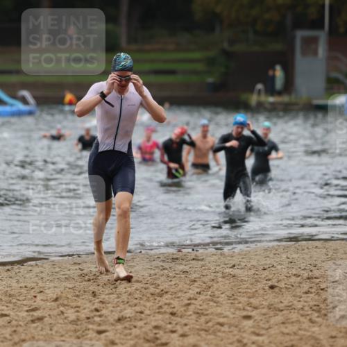 13.09.2026 - Stadtparktriathlon Mo-Foto http://msf.ph/oto/10248414 13.09.2026 13:13:32 Schwimmen 1430, 1438, 1439, 1444 meine-sportfotos.de