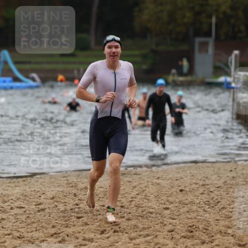 13.09.2026 - Stadtparktriathlon Mo-Foto http://msf.ph/oto/10248420 13.09.2026 13:13:33 Schwimmen 1430, 1436, 1438, 1439, 1444 meine-sportfotos.de