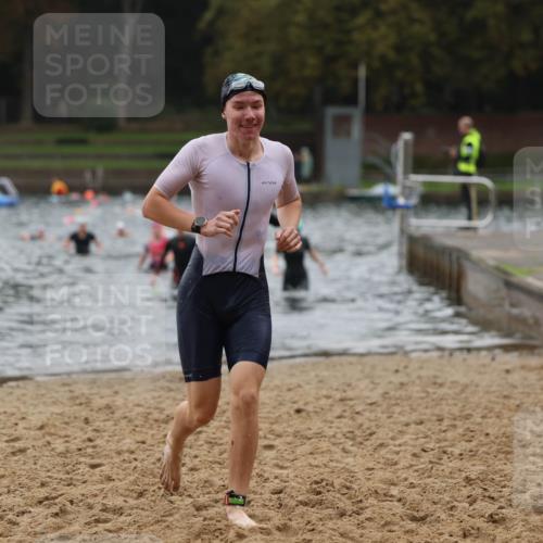 13.09.2026 - Stadtparktriathlon Mo-Foto http://msf.ph/oto/10248423 13.09.2026 13:13:34 Schwimmen 1430, 1436, 1438, 1439, 1444 meine-sportfotos.de