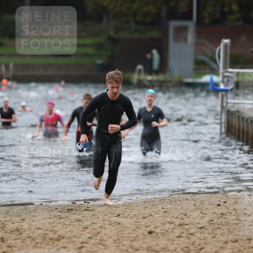 13.09.2026 - Stadtparktriathlon Mo-Foto http://msf.ph/oto/10248427 13.09.2026 13:13:36 Schwimmen 1430, 1436, 1438, 1439, 1444 meine-sportfotos.de