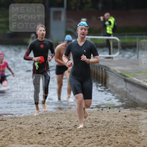 13.09.2026 - Stadtparktriathlon Mo-Foto http://msf.ph/oto/10248456 13.09.2026 13:13:41 Schwimmen 1430, 1436, 1438, 1444, 1458, 1463 meine-sportfotos.de
