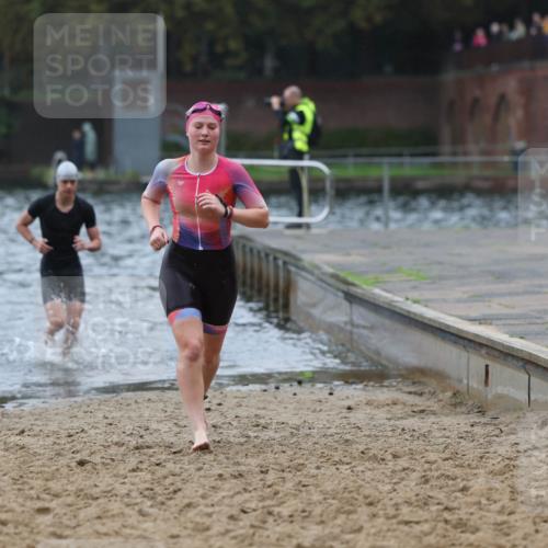 13.09.2026 - Stadtparktriathlon Mo-Foto http://msf.ph/oto/10248480 13.09.2026 13:13:48 Schwimmen 1430, 1436, 1444, 1458, 1463 meine-sportfotos.de